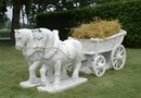Statue charrette Normandie avec 2 chevaux