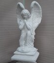 Statue Ange agenouillé sur socle carré