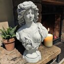 buste de femme en pierre