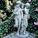 Statue de jardin en pierre Les Amoureux