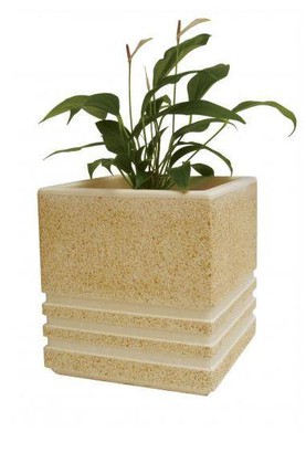 Vase carré en gravier lavé motif ligne en bas (petit)