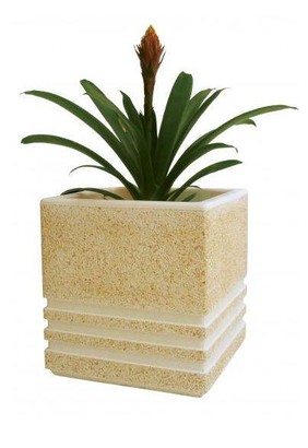 Vase carré motif ligne en bas (grand)