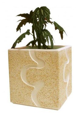 Vase carré en gravier lavé motif courbe (grand)