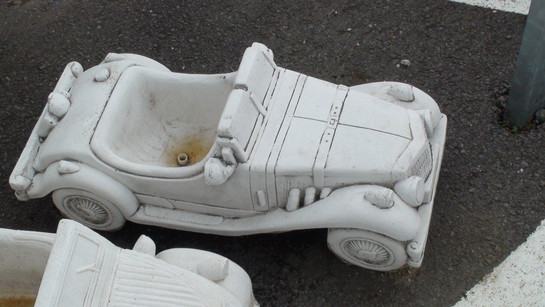 VASE VOITURE CLASSIQUE