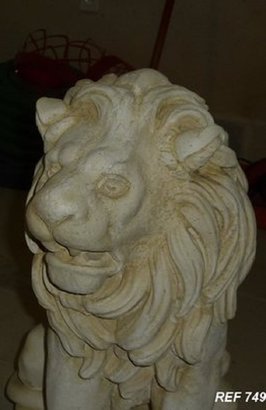 Statue Lion Assis (regard à droite)