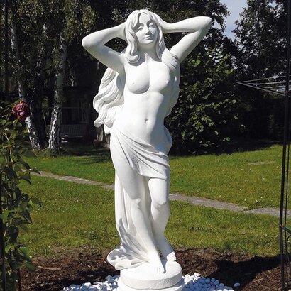 Statue en pierre Venus drapée