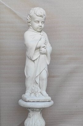 STATUE CHERUBIN HIVER