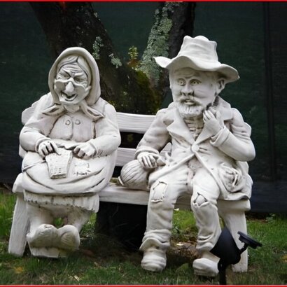 Statue Couple Petits Vieux Assis sur un Banc