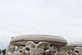 Vase Tête de Bélier sur Pied