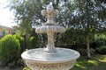 -Fontaine-en-pierre-avec-bassin-modèle-PERUGIA-