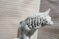 statue loup debout