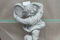 Statue garçon joueur de tambourin