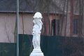 Statue de jardin lampadaire Femme au Cornes d'abondance