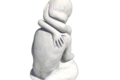 statue couple enlacé