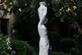 Statue Femme avec jarre et cruche