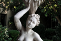 Statue de jardin en pierre Femme Dénudée