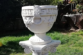 Vase coupe avec Grappe de Raisins et Frise Grecque