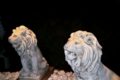 Statue Lion Assis (regard à gauche)
